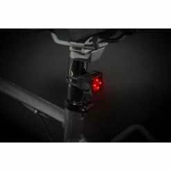 Axa Niteline T4-R Verlichtingset LED USB Oplaadbaar - Zwart -Pas Cher Fietsbellen Magasin axa niteline t4 r verlichtingset led usb oplaadbaar zwart 8713249258737 4 l