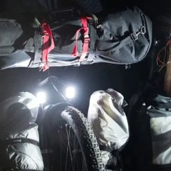 Blackburn 2"Fer 60/20 Verlichtingset Accu - Zwart -Pas Cher Fietsbellen Magasin blackburn 2 fer 60 20 verlichtingset accu zwart 514206 4 l