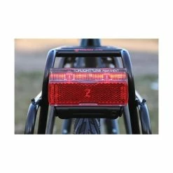 B&M Busch&Muller Toplight Line Led Dynamo Met Standlicht -Pas Cher Fietsbellen Magasin busch muller toplight line led dynamo met standlicht 4006021006225 11 l