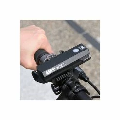CatEye AMPP400 Koplamp LED Accu - Zwart 11 CatEye AMPP400 Koplamp LED Accu - Zwart -Pas Cher Fietsbellen Magasin cateye ampp400 koplamp led accu zwart 4990173034529 3 l