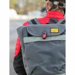 Kryptonite Avenue R-45 Achterlicht USB Oplaadbaar - Zwart -Pas Cher Fietsbellen Magasin kryptonite avenue r 45 achterlicht usb oplaadbaar zwart 0720018003663 5 l