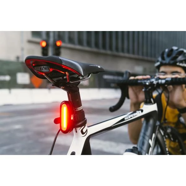 Kryptonite Avenue R-50 Achterlicht USB Oplaadbaar - Zwart 8 Kryptonite Avenue R-50 Achterlicht USB Oplaadbaar - Zwart – Image 6