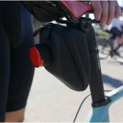 SP Connect All-Round Achterlicht LED Batterijen - Zwart -Pas Cher Fietsbellen Magasin sp connect all round achterlicht led batterijen zwart 4028017531467 3 l